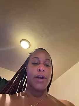 Snapshot of yummy0322 chatting on 02.05.26 yummy0322 online show from 02.05.26