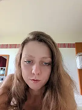 Snapshot of Eveline_Beauty_Kitty chatting on 08.05.26 Eveline Beauty Kitty online show from 08.05.26