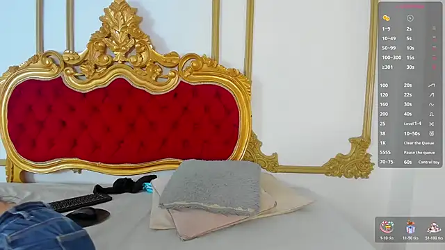 Snapshot of Gigi_duran chatting on 12.21.25 Gigi duran online show from 12.21.25