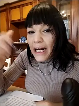 Snapshot of SarettaB90 chatting on 01.16.26 SarettaB90 online show from 01.16.26