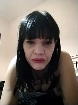 Snapshot of SarettaB90 chatting on 02.18.26 SarettaB90 online show from 02.18.26