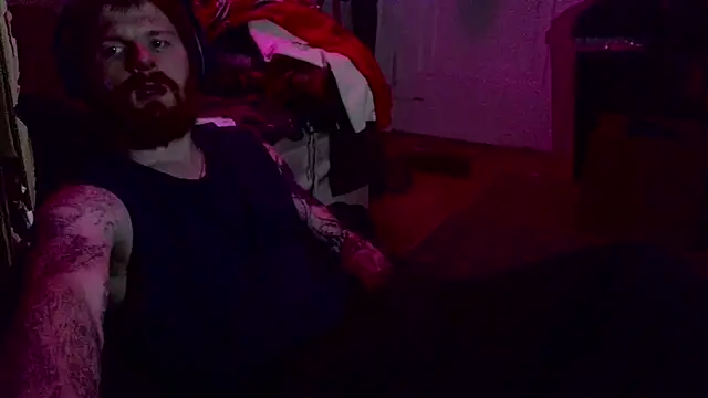 Snapshot of Magnetic127 chatting on 12.18.25 Magnetic127 online show from 12.18.25