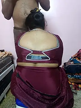 Snapshot of dhanshri143 chatting on 04.30.26 dhanshri143 online show from 04.30.26