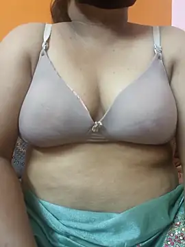 Snapshot of dhanshri143 chatting on 05.11.26 dhanshri143 online show from 05.11.26