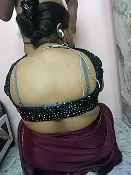 Snapshot of dhanshri143 chatting on 05.29.26 dhanshri143 online show from 05.29.26