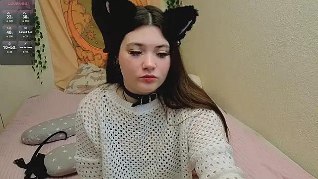 Snapshot of mirana_blade chatting on 11.12.25 mirana blade online show from 11.12.25