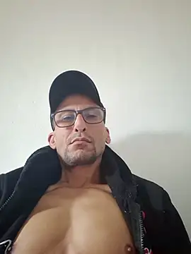 Thyagomiranda online show from 10.04.25
