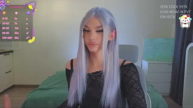 Snapshot of katebxtch chatting on 04.19.26 katebxtch online show from 04.19.26