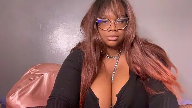 Snapshot of furykat1 chatting on 12.19.25 furykat1 online show from 12.19.25