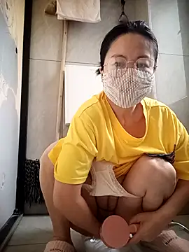 chengcheng12 online show from 10.31.25