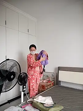 chengcheng12 online show from 12.22.25