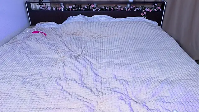 Snapshot of Candy_Flosse chatting on 11.11.25 Candy Flosse online show from 11.11.25