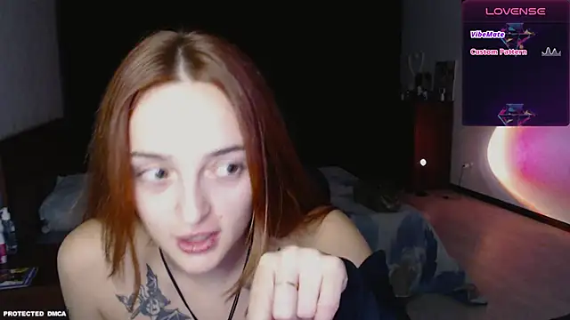 Snapshot of wwwlexicom chatting on 10.29.25 wwwlexicom online show from 10.29.25