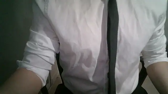Snapshot of 111owo111 chatting on 04.27.26 111owo111 online show from 04.27.26