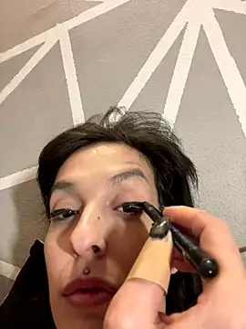 Piggiteablacktea online show from 11.26.25