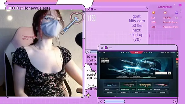 Snapshot of HoneyyCeleste chatting on 05.18.26 HoneyyCeleste online show from 05.18.26