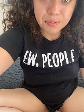 Lucy YupiSweet online show from 11.18.25