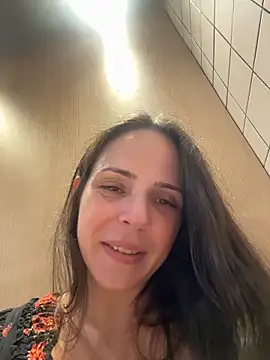 Snapshot of Lady_LauraRose chatting on 02.12.26 Lady LauraRose online show from 02.12.26