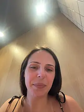 Snapshot of Lady_LauraRose chatting on 02.20.26 Lady LauraRose online show from 02.20.26