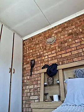 Snapshot of wallacelegend chatting on 09.16.25 wallacelegend online show from 09.16.25