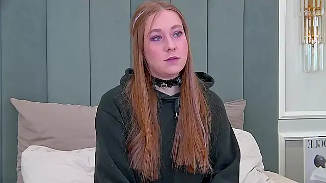 MiaEuphoria  online show from 12.02.25