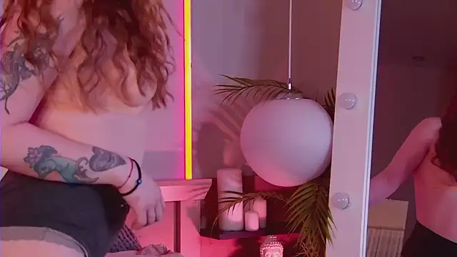 Snapshot of MiaEuphoria_ chatting on 02.09.26 MiaEuphoria online show from 02.09.26