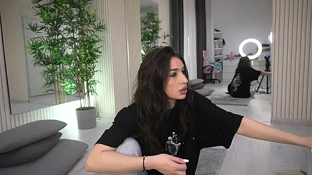 Snapshot of EmmaBlanco chatting on 02.08.26 EmmaBlanco online show from 02.08.26