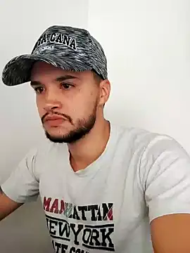 Snapshot of Gerduk chatting on 09.19.25 Gerduk online show from 09.19.25