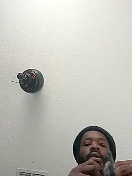 Snapshot of Kaalum561 chatting on 01.12.26 Kaalum561 online show from 01.12.26