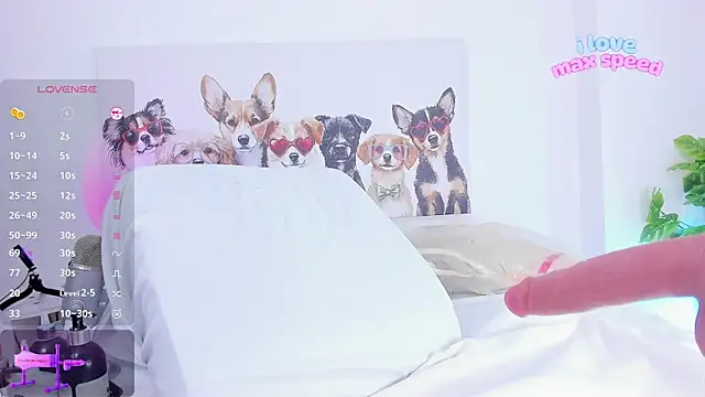 melly col online show from 10.08.25