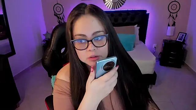 LolaVillalobos online show from 02.11.26