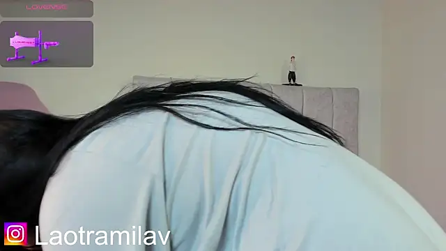 Snapshot of juliettaa_1 chatting on 05.17.26 juliettaa 1 online show from 05.17.26