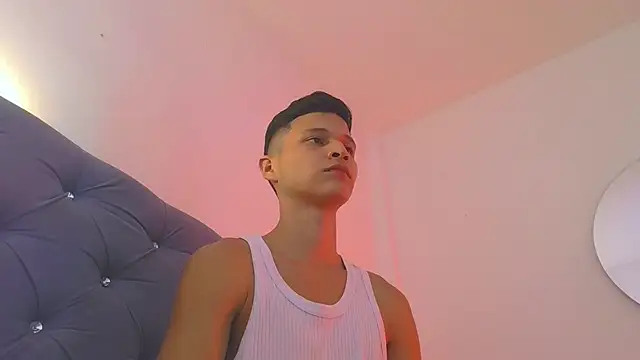 Twinkcock22 online show from 10.06.25