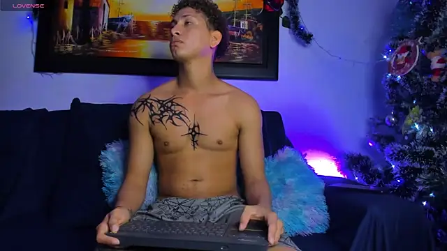 ECSTASYX2 2001 online show from 12.18.25