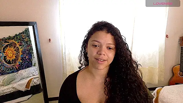 Snapshot of Amanda_sweet chatting on 04.29.26 Amanda sweet online show from 04.29.26