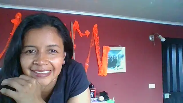 DianaOchoa  online show from 10.23.25