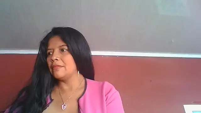 Snapshot of DianaOchoa_ chatting on 06.26.26 DianaOchoa online show from 06.26.26