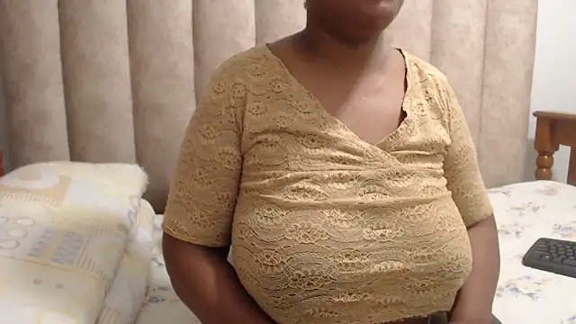 Sexybusty01 online show from 10.16.25