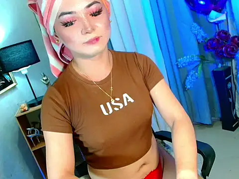 Snapshot of baby_kiraxx chatting on 04.11.26 baby kiraxx online show from 04.11.26