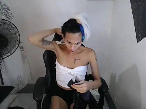 Snapshot of kate_69x chatting on 05.26.26 kate 69x online show from 05.26.26