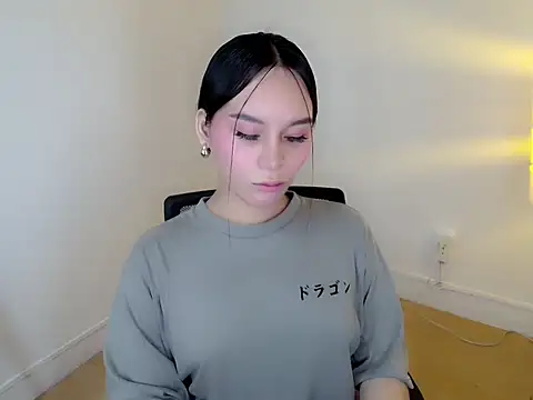 holly tabby online show from 01.13.26