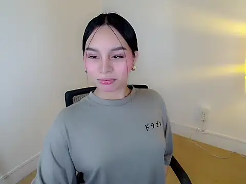 holly tabby online show from 01.14.26