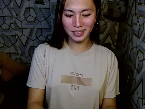 Snapshot of sugar_hailey chatting on 12.17.25 sugar hailey online show from 12.17.25