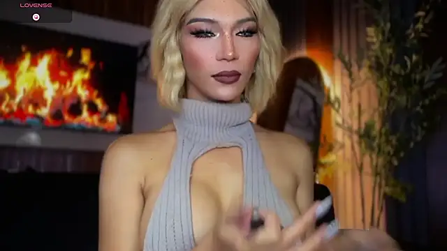 Snapshot of Huntress_xxx chatting on 07.01.26 Huntress xxx online show from 07.01.26
