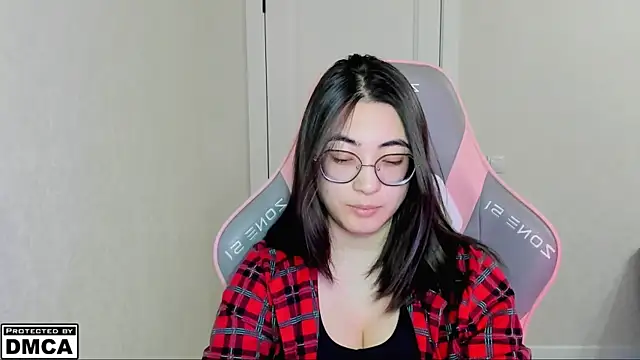 MeilideQian1 online show from 12.16.25