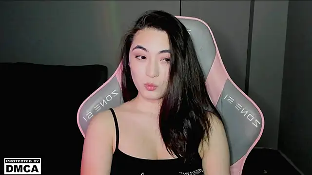 MeilideQian1 online show from 04.10.26