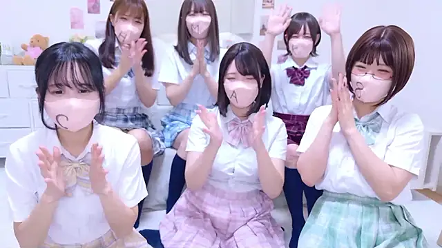 Snapshot of Anzu_xx chatting on 09.23.25 Anzu xx online show from 09.23.25