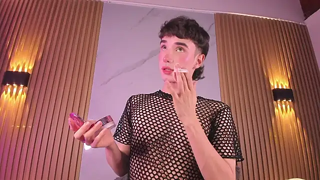 Snapshot of austin_rouse chatting on 01.31.26 austin rouse online show from 01.31.26