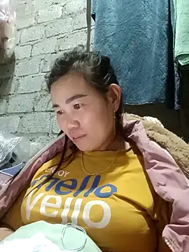 jienrrr online show from 11.04.25