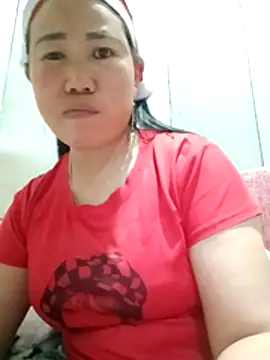 Snapshot of jienrrr chatting on 04.23.26 jienrrr online show from 04.23.26